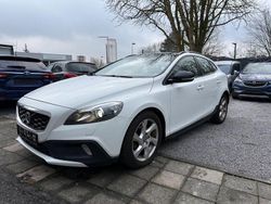 Schwarz Gebraucht 2014 Volvo V40 CC Kombi | 7.999 € (Fairer Preis)