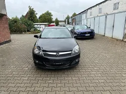Schwarz Gebraucht 2006 Opel Astra GTC Kleinwagen | 1.990 € (Guter Preis)