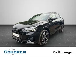 Mythosschwarz metallic (metallic) Gebraucht 2025 Audi Q3 Advanced SUV | 50.690 € (Teuer)