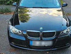 Schwarz Gebraucht 2008 BMW 320 Kombi | 3.950 € (Fairer Preis)