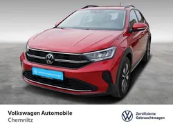 P8 kings red metallic Gebraucht 2024 VW Taigo Move SUV | 18.850 € (Fairer Preis)
