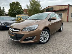 Braun Gebraucht 2015 Opel Astra Exklusiv Limousine | 7.190 € (Guter Preis)