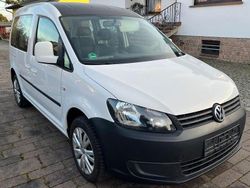 Weiß Gebraucht 2015 VW Caddy Van / Kleinbus | 11.850 € (Etwas zu teuer)