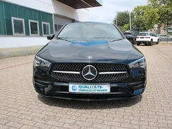 Nachtschwarz unilack Gebraucht 2020 Mercedes CLA220 AMG line Limousine | 34.300 € (Teuer)