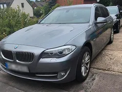 Grau Gebraucht 2011 BMW 520 Kombi | 5.990 € (Teuer)
