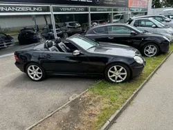 Obsidianschwarz metalliclack Gebraucht 2004 Mercedes SLK230 Edition Cabrio | 9.900 € (Fairer Preis)