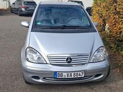 Grau Gebraucht 2003 Mercedes A170 Avantgarde Van / Kleinbus | 2.499 € (Fairer Preis)