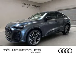 Grau Neu 2025 Audi Q5 Sportback Sport SUV | 79.940 € (Teuer)