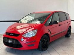 Rot Gebraucht 2011 Ford S-MAX Trend Van / Kleinbus | 7.990 € (Teuer)