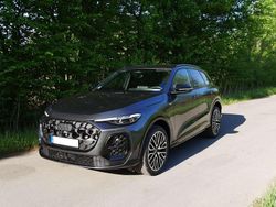 Grau Gebraucht 2025 Audi Q5 Edition .1 SUV | 66.666 € (Fairer Preis)