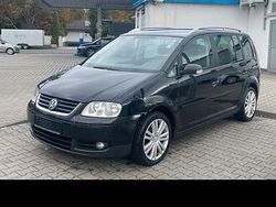 Schwarz Gebraucht 2007 VW Touran Van / Kleinbus | 1.500 € (Superpreis)