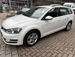 Pure white Gebraucht 2015 VW Golf VII Comfortline Kombi | 6.950 € (Fairer Preis)