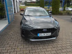 Grau Gebraucht 2023 Ford Focus Active X Limousine | 27.900 € (Teuer)