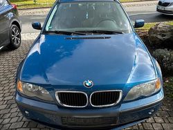 Blau Gebraucht 2002 BMW 316 Kombi | 750 € (Guter Preis)