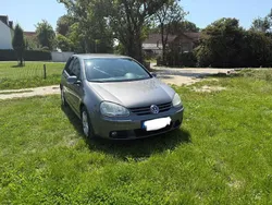 Grau Gebraucht 2007 VW Golf V Limousine | 3.000 € (Fairer Preis)