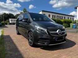 Grau Gebraucht 2019 Mercedes V300 AMG line Van / Kleinbus | 45.990 € (Guter Preis)