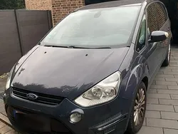Grau Gebraucht 2013 Ford S-MAX S Van / Kleinbus | 3.800 € (Teuer)