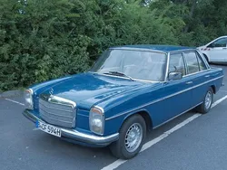 Blau Gebraucht 1975 Mercedes 230 Limousine | 12.000 €