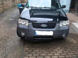 Grün Gebraucht 2007 Ford Maverick SUV | 2.600 €