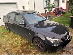 Schwarz Gebraucht 2006 BMW 530 Limousine | 3.850 € (Fairer Preis)