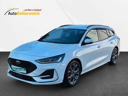 Weiss Gebraucht 2022 Ford Focus ST-Line Kombi | 20.700 € (Guter Preis)