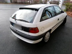 Weiß Gebraucht 1997 Opel Astra Limousine | 1.450 € (Fairer Preis)