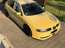 Gelb Gebraucht 2001 Cupra Leon Limousine | 14.000 €