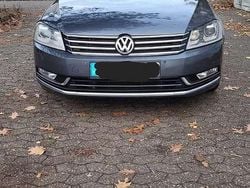 Grau Gebraucht 2011 VW Passat Highline Limousine | 5.800 € (Guter Preis)