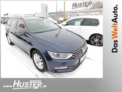 Blau metallic Gebraucht 2016 VW Passat Comfortline Kombi | 16.844 € (Fairer Preis)