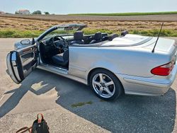 Silber Gebraucht 2000 Mercedes CLK230 Cabrio | 7.850 €