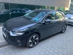 Schwarz Gebraucht 2023 Opel Corsa-e Elegance Kleinwagen | 16.200 € (Fairer Preis)