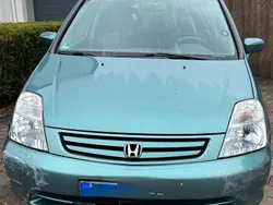 Grün Gebraucht 2001 Honda Stream Van / Kleinbus | 2.890 €