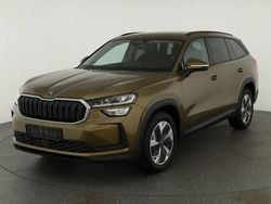 Gold bronze metallic Neu 2025 Skoda Kodiaq Selection SUV | 49.495 € (Guter Preis)