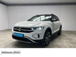 Pure white (weiß) Gebraucht 2023 VW T-Roc Style SUV | 28.500 € (Fairer Preis)