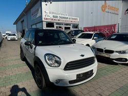 Weiß Gebraucht 2012 Mini Cooper D Countryman SUV | 5.999 € (Fairer Preis)