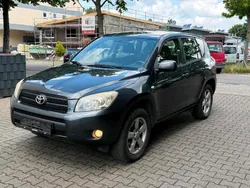 Grün Gebraucht 2006 Toyota RAV4 SUV | 4.900 € (Fairer Preis)