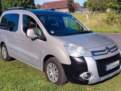 Beige Gebraucht 2010 Citroën Berlingo Van / Kleinbus | 3.990 € (Fairer Preis)