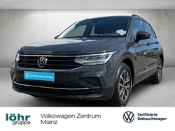 Grau Gebraucht 2022 VW Tiguan Life SUV | 26.970 € (Guter Preis)