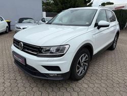 Weiß Gebraucht 2018 VW Tiguan Sound SUV | 20.490 € (Fairer Preis)