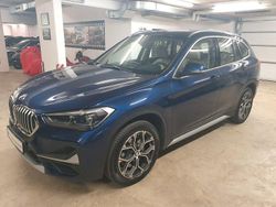 Blau Gebraucht 2019 BMW X1 xLine SUV | 28.650 € (Fairer Preis)