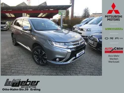 Grau Gebraucht 2016 Mitsubishi Outlander P-HEV Top SUV | 17.990 € (Etwas zu teuer)