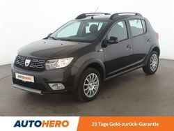 Schwarz Gebraucht 2020 Dacia Sandero Celebration Kleinwagen | 11.090 € (Guter Preis)