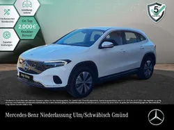 Weiß Gebraucht 2024 Mercedes EQA300 Progressive SUV | 34.690 € (Fairer Preis)