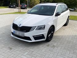 Weiß Gebraucht 2018 Skoda Octavia vRS Kombi | 19.900 € (Etwas zu teuer)