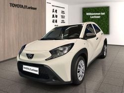 Weiß Gebraucht 2022 Toyota Aygo Kleinwagen | 11.990 € (Fairer Preis)