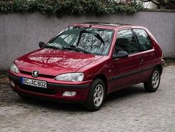 Rot Gebraucht 1999 Peugeot 106 Kleinwagen | 2.990 € (Teuer)