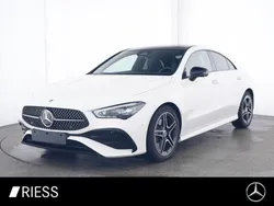 Weiss Gebraucht 2024 Mercedes CLA200 AMG Coupé | 38.900 € (Fairer Preis)