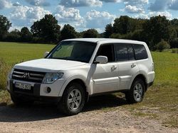 Weiß Gebraucht 2007 Mitsubishi Pajero Invite SUV | 8.700 € (Etwas zu teuer)
