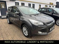 Grau Gebraucht 2015 Ford Kuga Titanium SUV | 11.990 € (Fairer Preis)