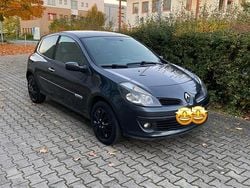 Grau Gebraucht 2007 Renault Clio II Rip Curl Limousine | 1.500 € (Guter Preis)